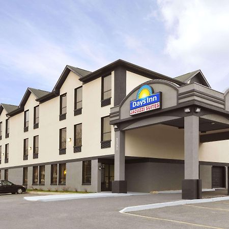 Days Inn By Wyndham Toronto East Lakeview Eksteriør bilde